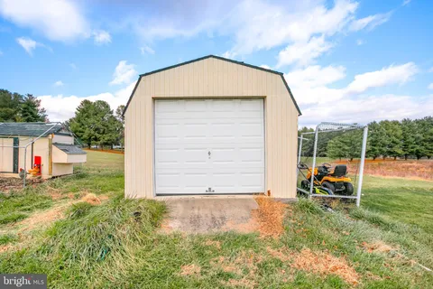 $745,000 | 11946 Ropp Lane, Lovettsville, VA 20180