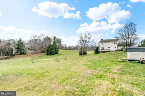 $745,000 | 11946 Ropp Lane, Lovettsville, VA 20180