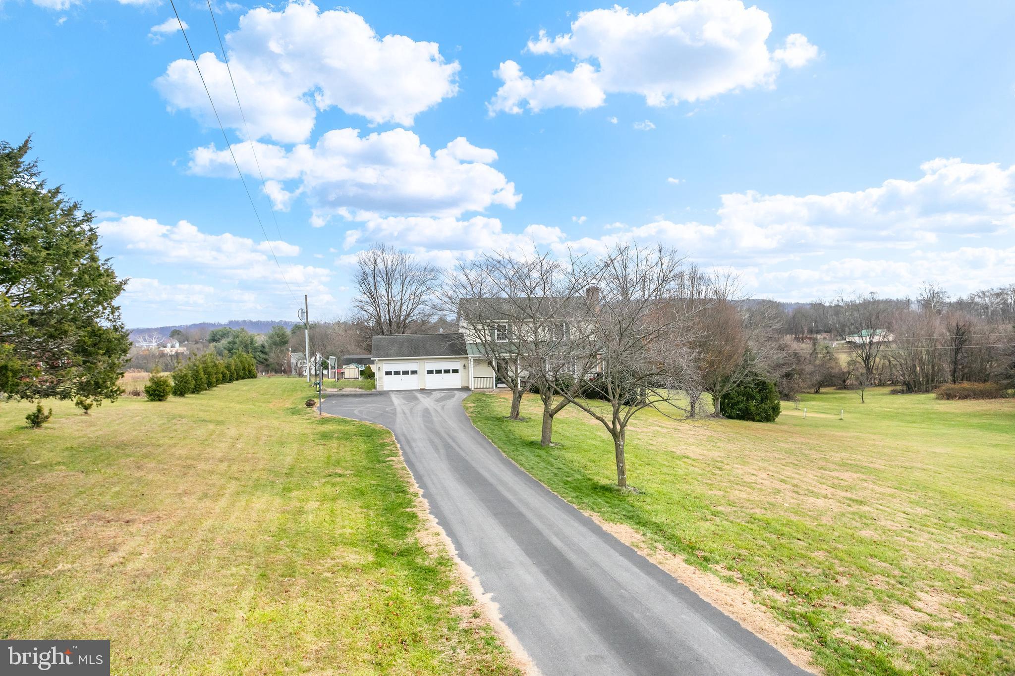 11946 Ropp Lane Lovettsville, VA 20180 - Photo 39 of 48 a swimming pool with lawn chairs