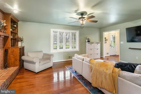 $745,000 | 11946 Ropp Lane, Lovettsville, VA 20180