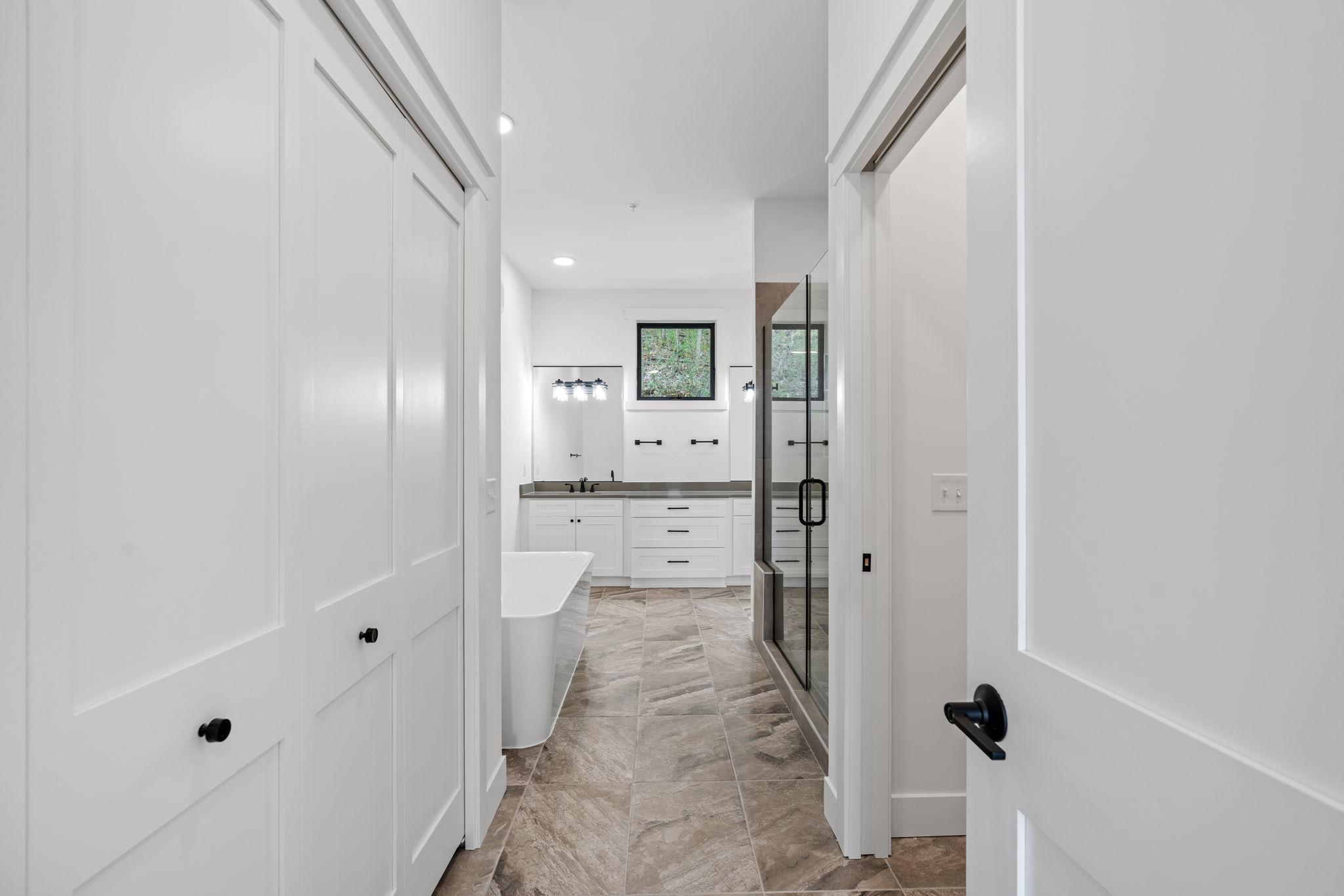 5754 Shady Oak Road, Unit 3 Minnetonka, MN 55343 - Photo 18 of 39 Gallery Image 18