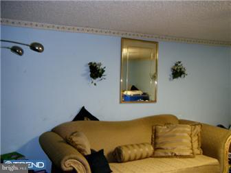12034 Millbrook Road Philadelphia, PA 19154 - Photo 6 of 6 Family Room