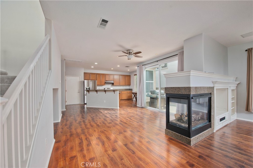 11468 Autumn Glen Court Porter Ranch, CA 91326 - Photo 3 of 28