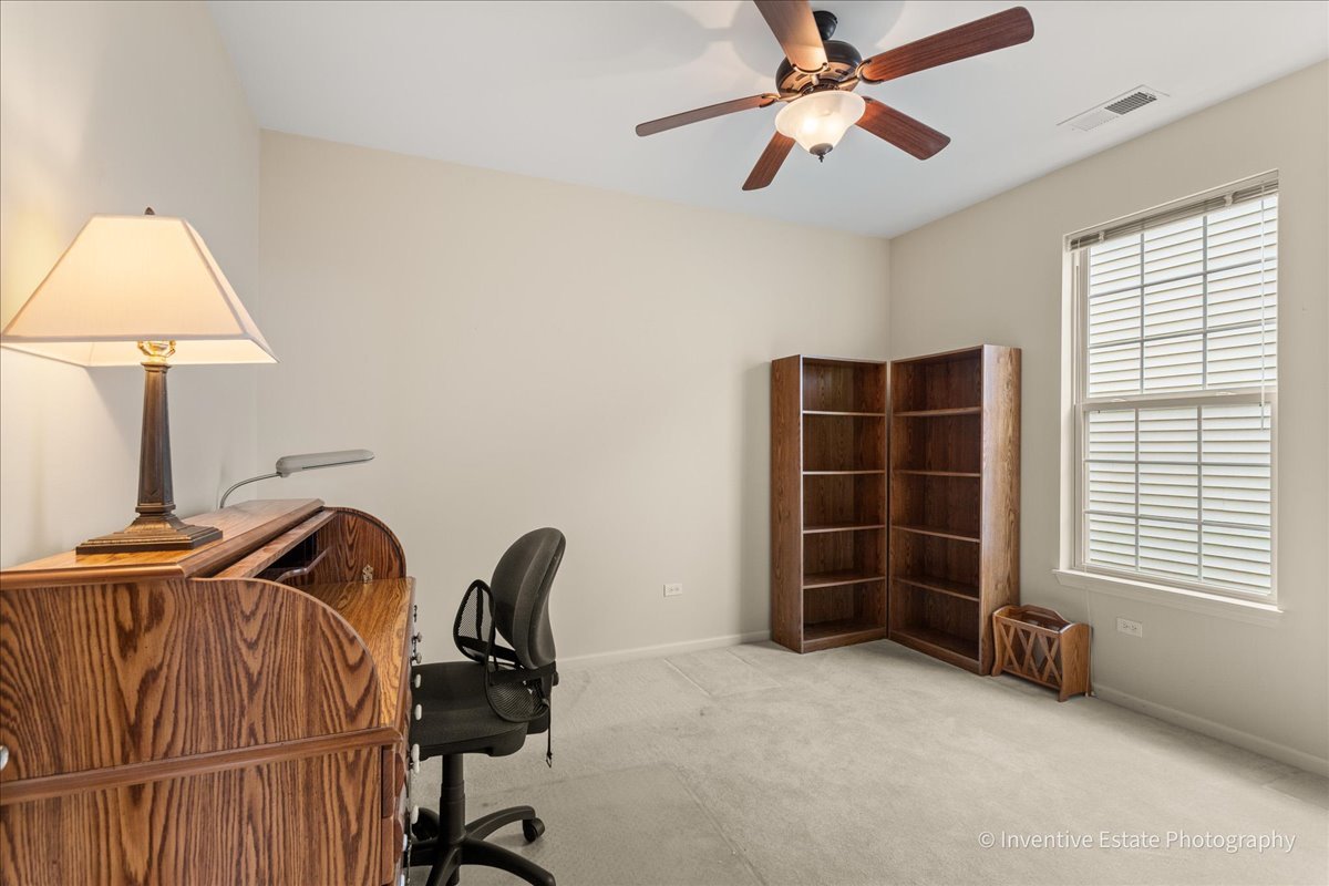 647 Tuscan View Drive Elgin, IL 60124 - Photo 16 of 24