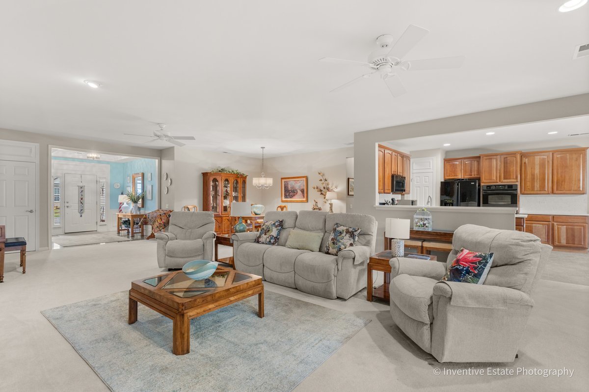 647 Tuscan View Drive Elgin, IL 60124 - Photo 6 of 24