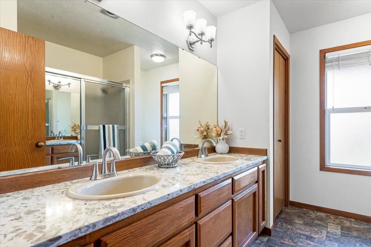 1176 North Barnes Road Prineville, OR 97754 - Photo 26 of 46