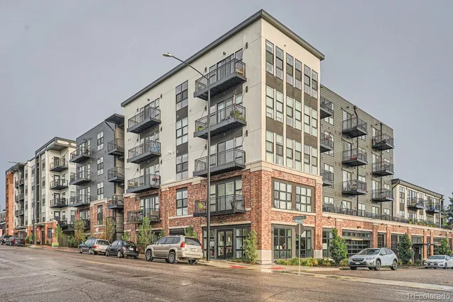 $1,950 | 3500 South Corona Street, Unit 407, Englewood, CO 80113