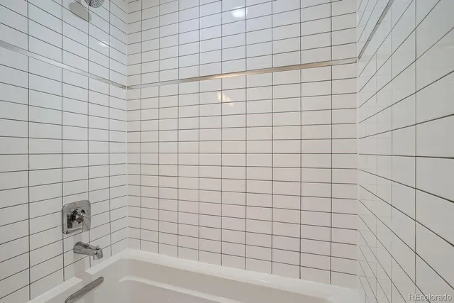 $1,950 | 3500 South Corona Street, Unit 407, Englewood, CO 80113