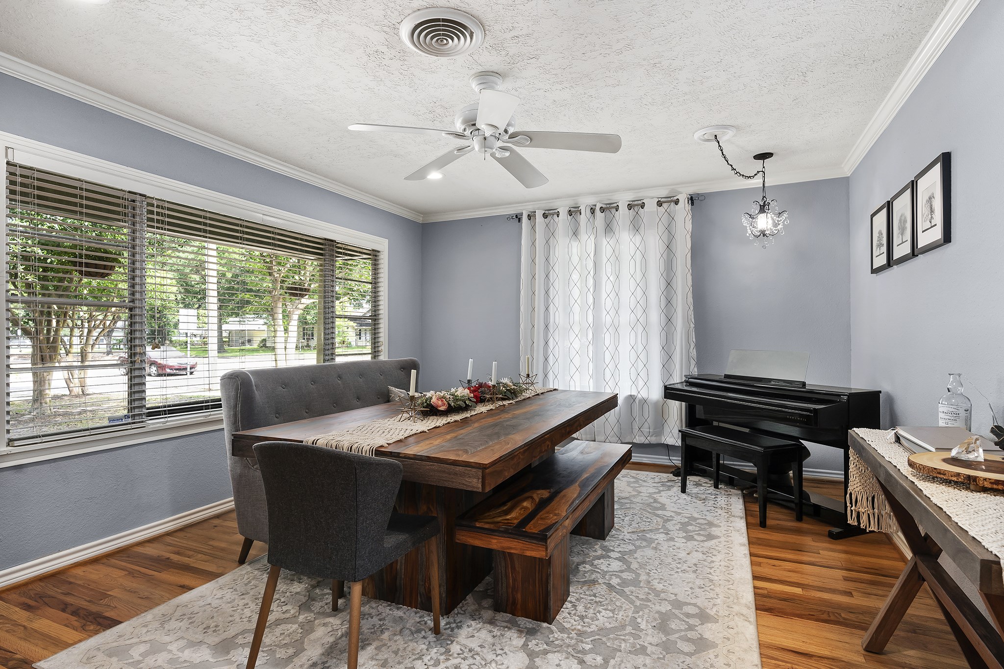 1034 Nashua Street Houston, TX 77008 - Photo 3 of 19 a view of a dining room with furniture window and wooden floor
