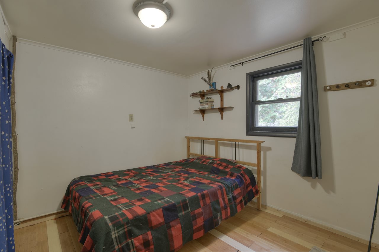9215 East Lincoln Road Cedar, MI 49621 - Photo 32 of 43 1881288-31.JPG