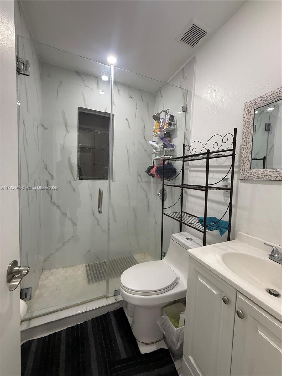 7500 Southwest 39th Street Miami, FL 33155 - Photo 7 of 7 Gallery Image 7