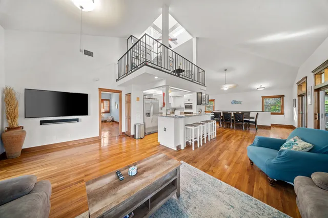 $949,999 | 3900 Northeast Cheri Drive, Jensen Beach, FL 34957