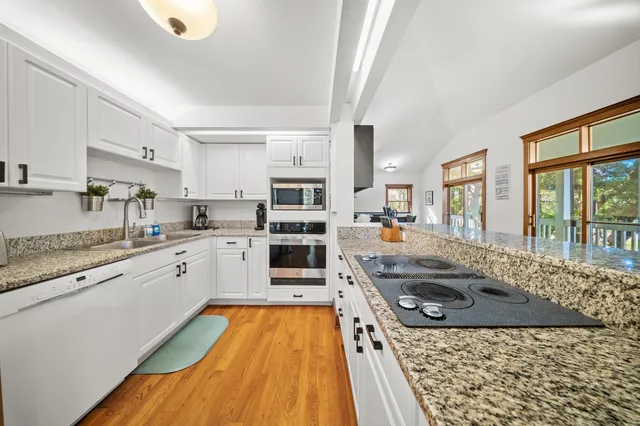 $949,999 | 3900 Northeast Cheri Drive, Jensen Beach, FL 34957