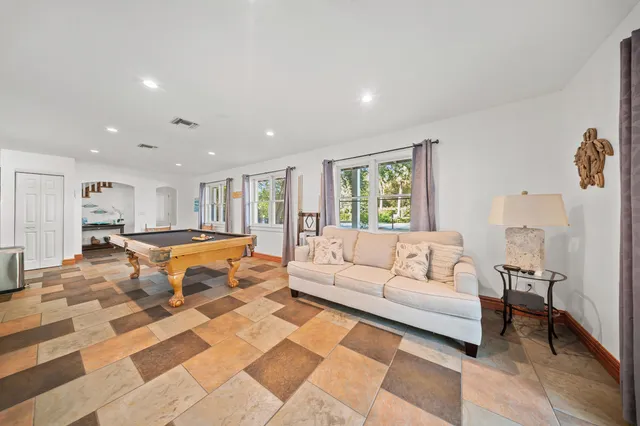 $949,999 | 3900 Northeast Cheri Drive, Jensen Beach, FL 34957