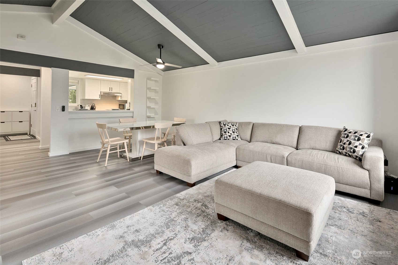 7579 Old Redmond Road, Unit 15 Redmond, WA 98052 - Photo 3 of 28 a living room with furniture and view of living room