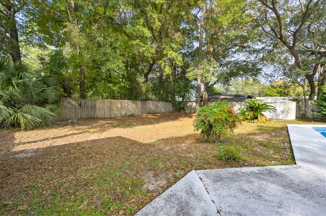$369,900 | 370 Edge Avenue, Valparaiso, FL 32580