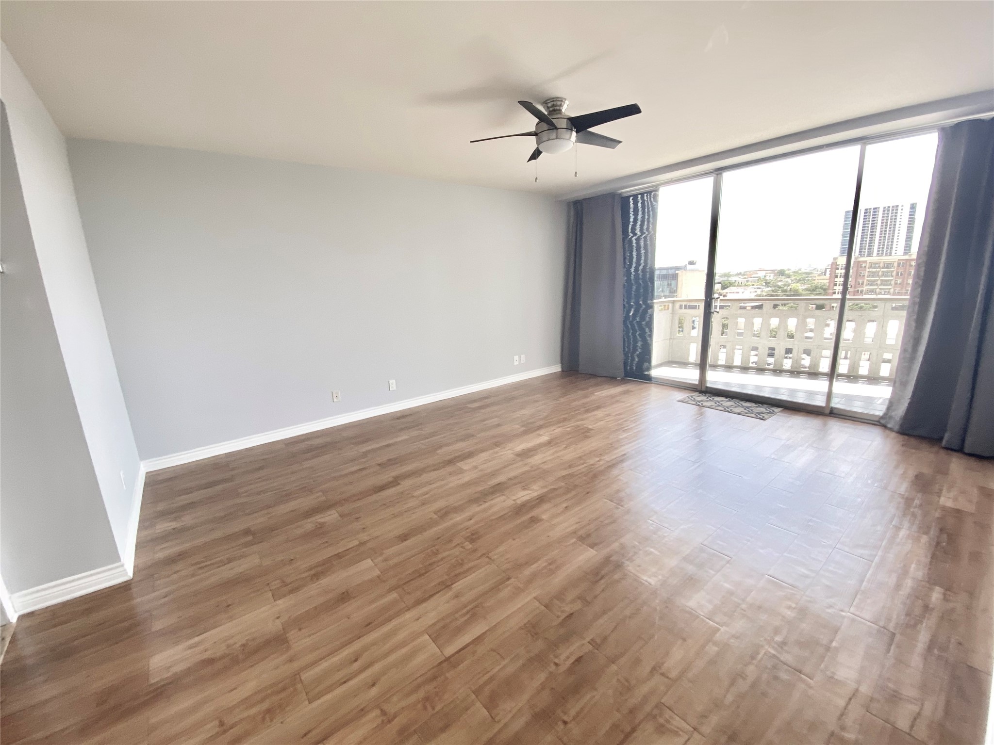 2016 Main Street, Unit 720 Houston, TX 77002 - Photo 7 of 29 Gallery Image 7