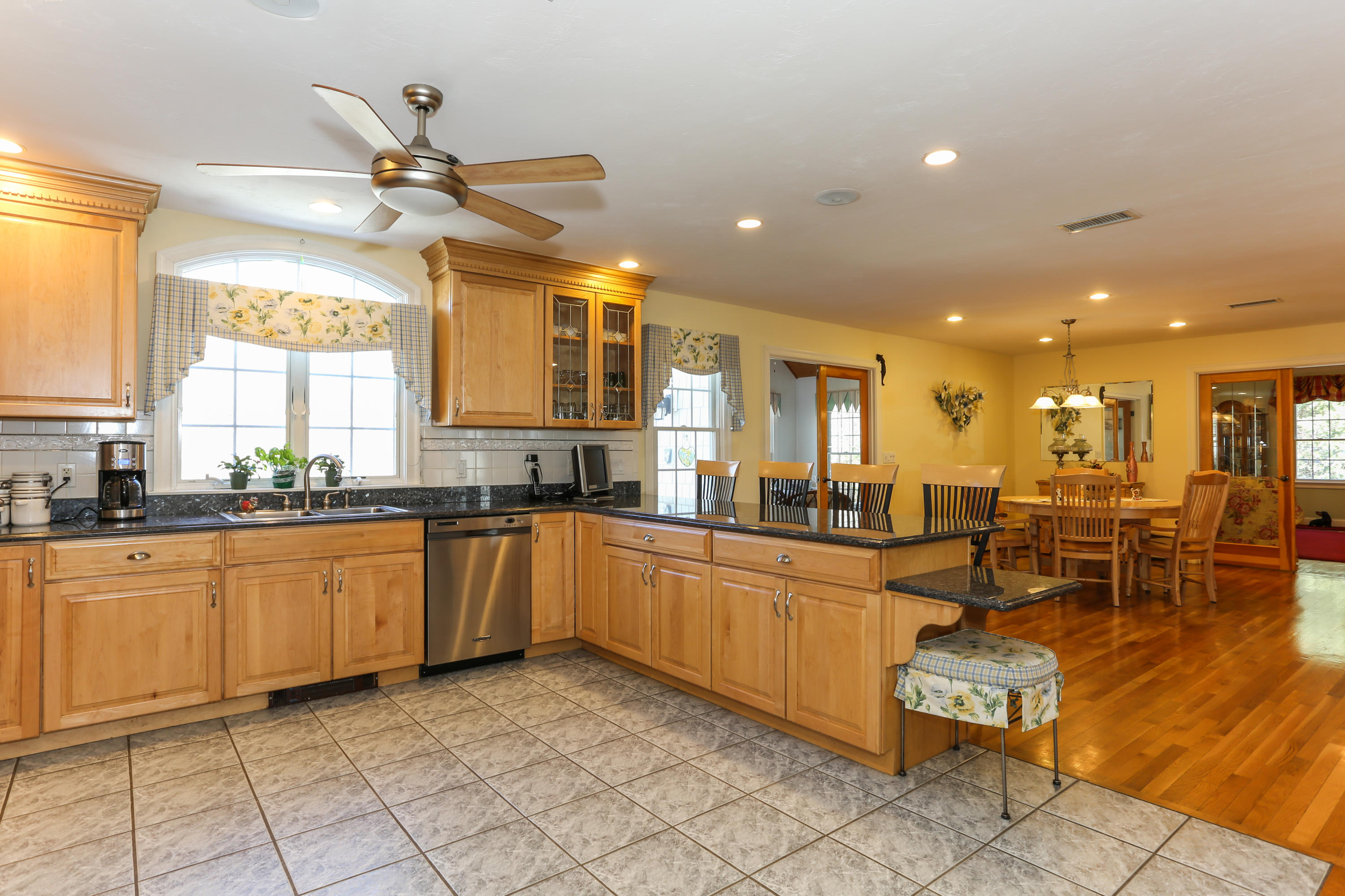 24 James Otis Road Centerville, MA 02632 - Photo 10 of 27 24James-11