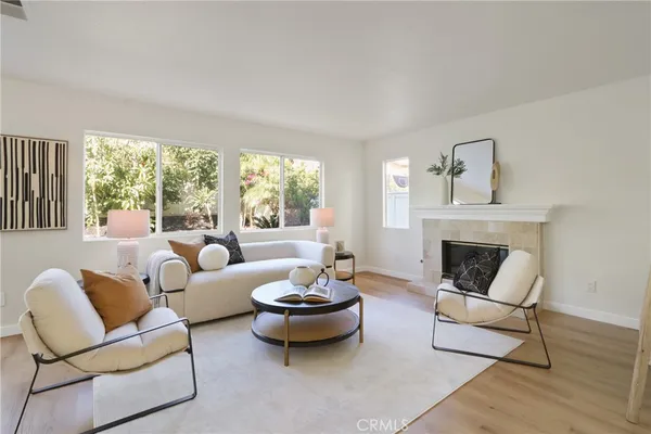 $1,689,900 | 7 Sorenson, Irvine, CA 92602