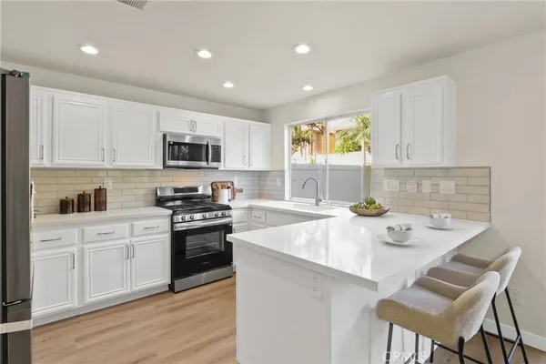 $1,689,900 | 7 Sorenson, Irvine, CA 92602