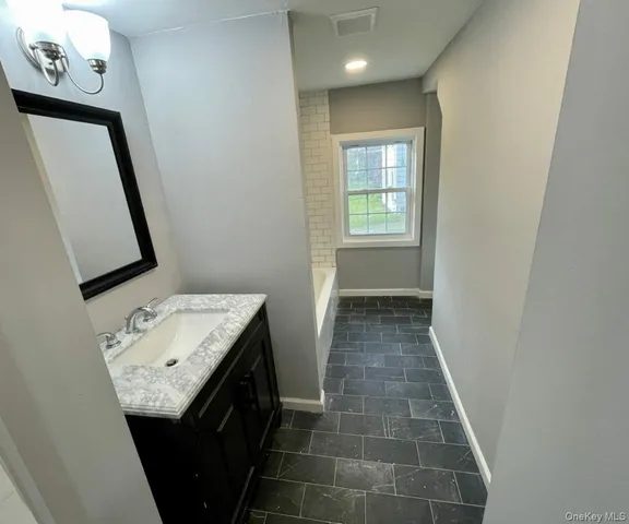 $1,800 | 30 South Center Street, Millerton, NY 12546