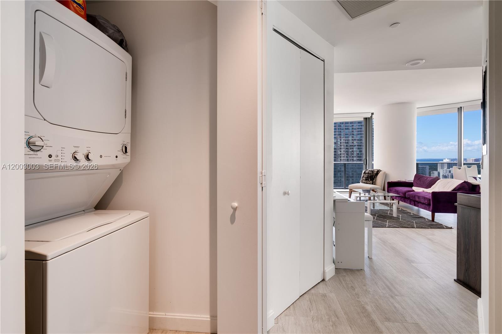 45 Southwest 9th Street, Unit 2306 Miami, FL 33130 - Photo 11 of 43