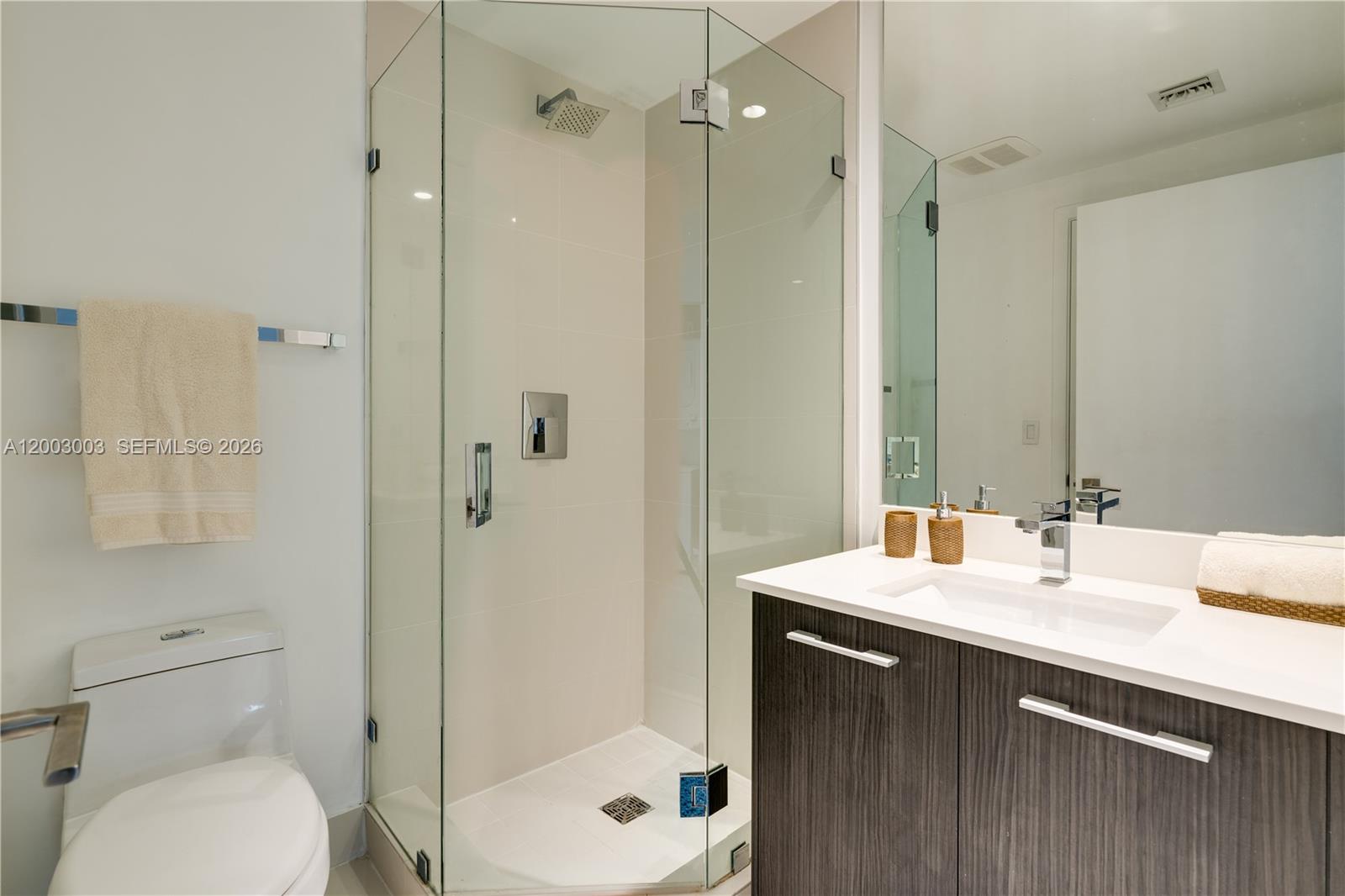 45 Southwest 9th Street, Unit 2306 Miami, FL 33130 - Photo 17 of 43