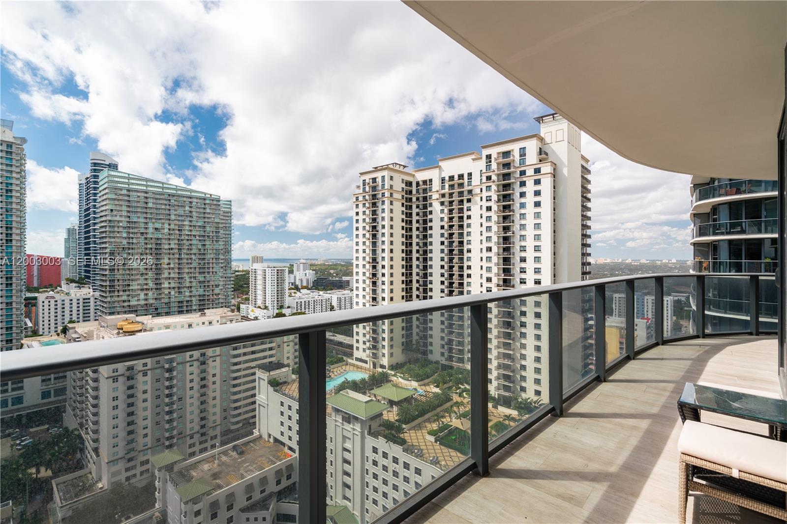 45 Southwest 9th Street, Unit 2306 Miami, FL 33130 - Photo 7 of 43