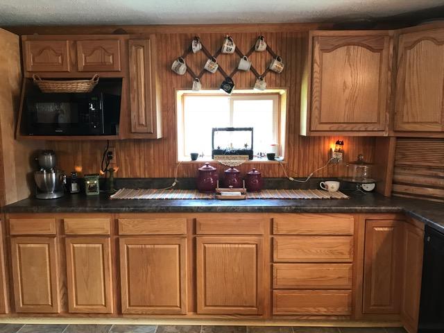 124 Morris Hill Road Covington, VA 24426 - Photo 13 of 60 Kitchen