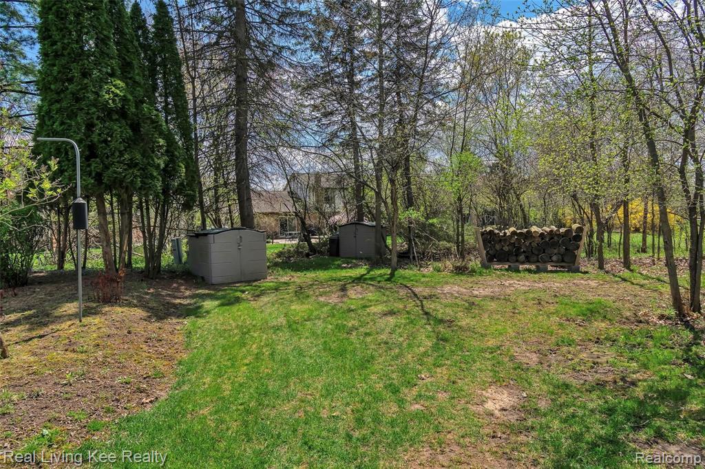 3223 Edmunton Drive Rochester Hills, MI 48306 - Photo 51 of 56