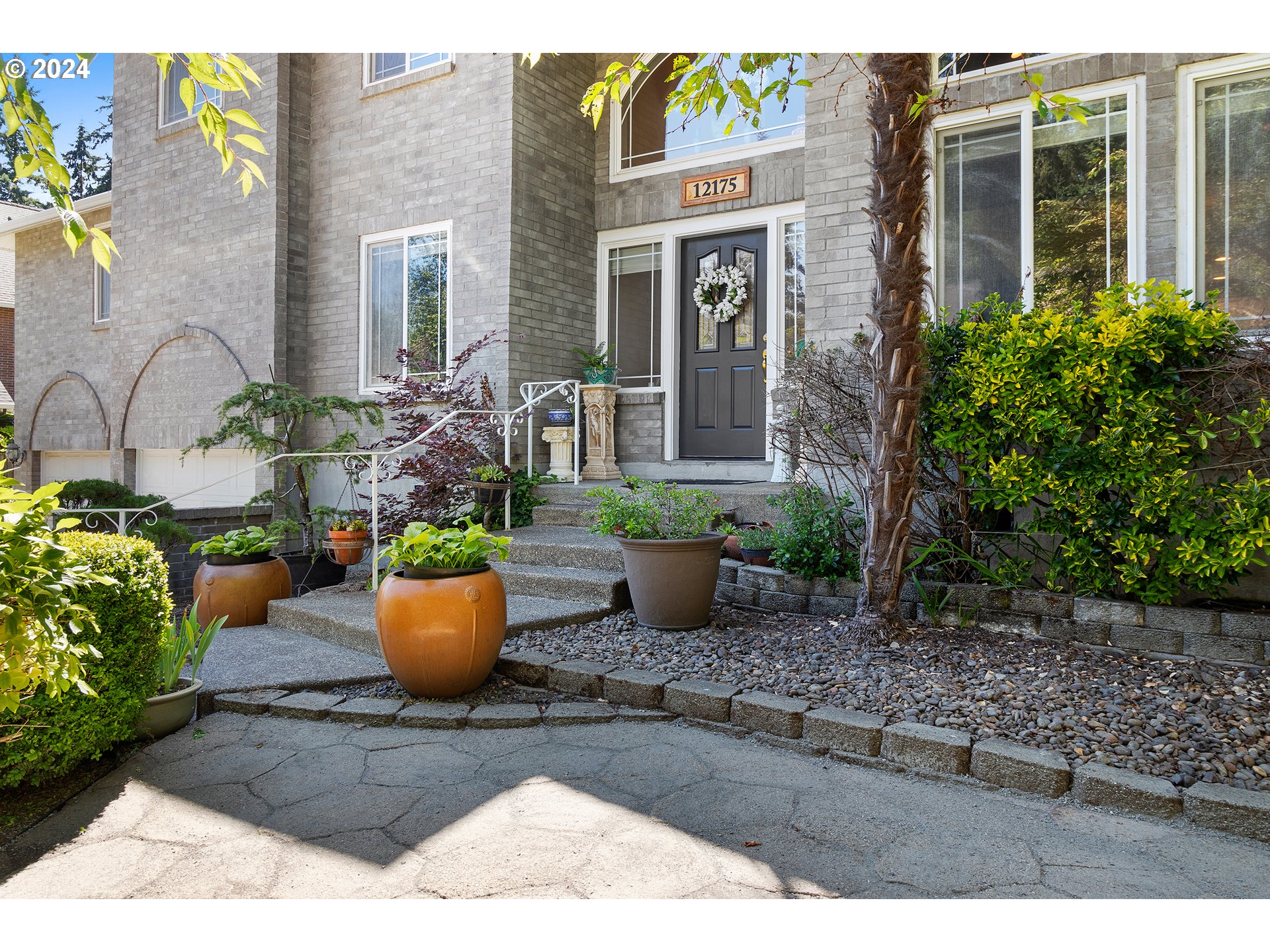 12175 Southwest Sheldrake Way Beaverton, OR 97007 - Photo 2 of 47 Gallery Image 2