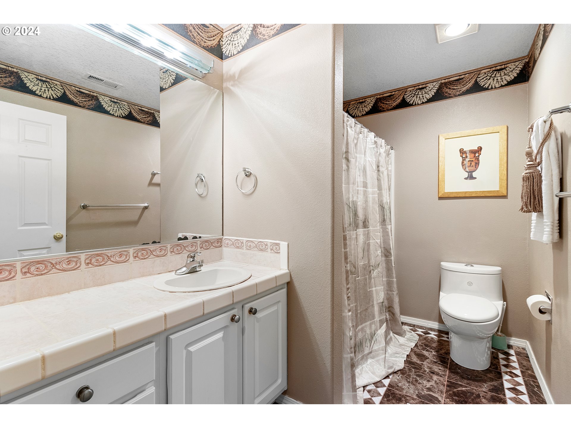 12175 Southwest Sheldrake Way Beaverton, OR 97007 - Photo 22 of 47 Bathroom