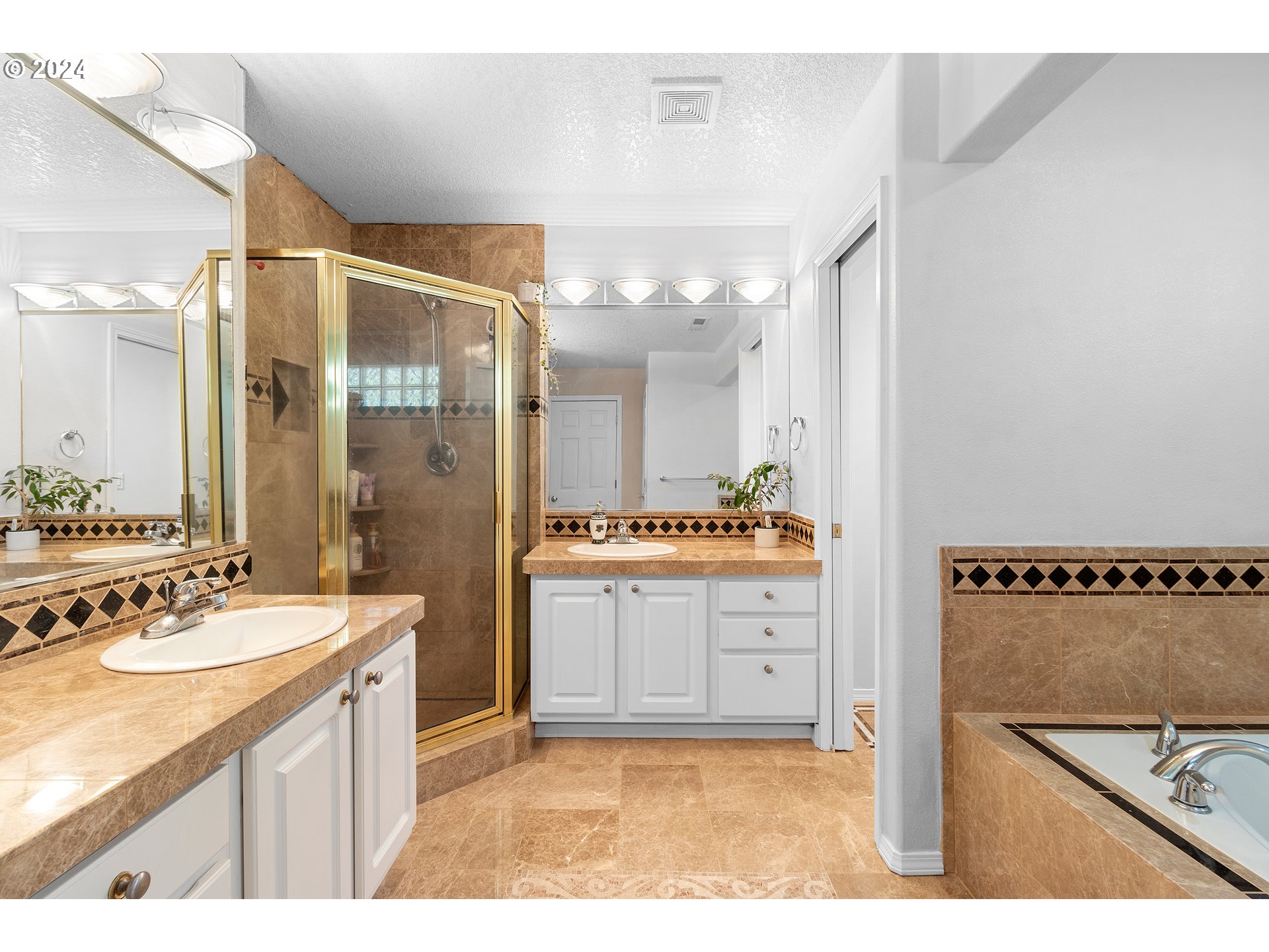 12175 Southwest Sheldrake Way Beaverton, OR 97007 - Photo 37 of 47 Bathroom