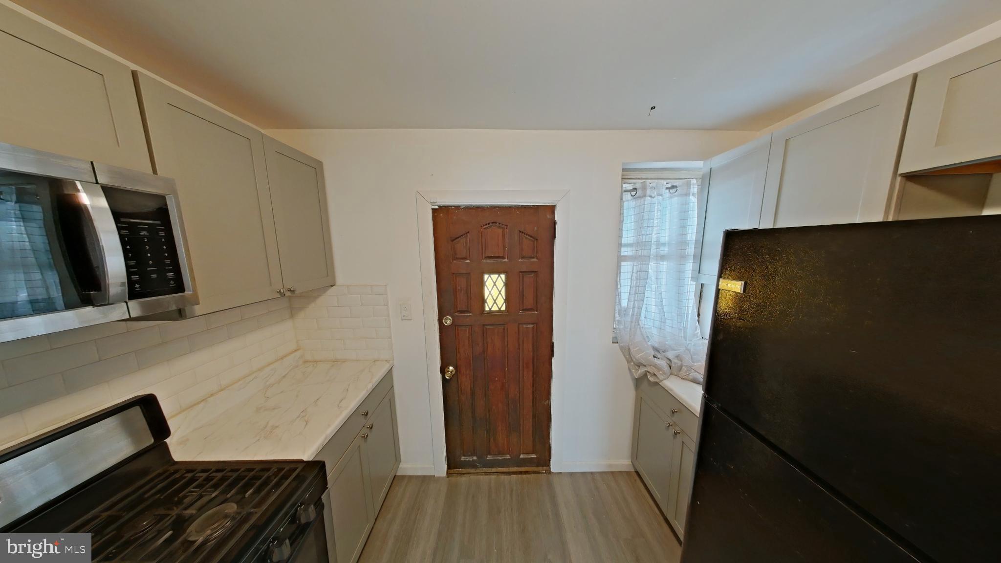 6380 Marsden Street Philadelphia, PA 19135 - Photo 5 of 10