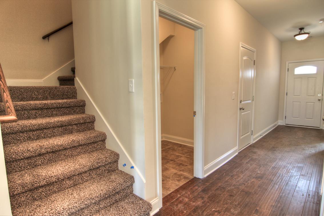 889 Central Valley Road Murfreesboro, TN 37129 - Photo 2 of 17 Gallery Image 2
