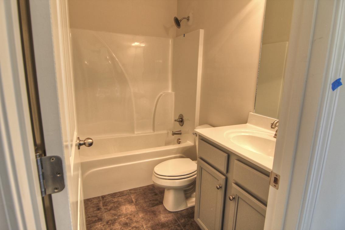 889 Central Valley Road Murfreesboro, TN 37129 - Photo 8 of 17 Gallery Image 8