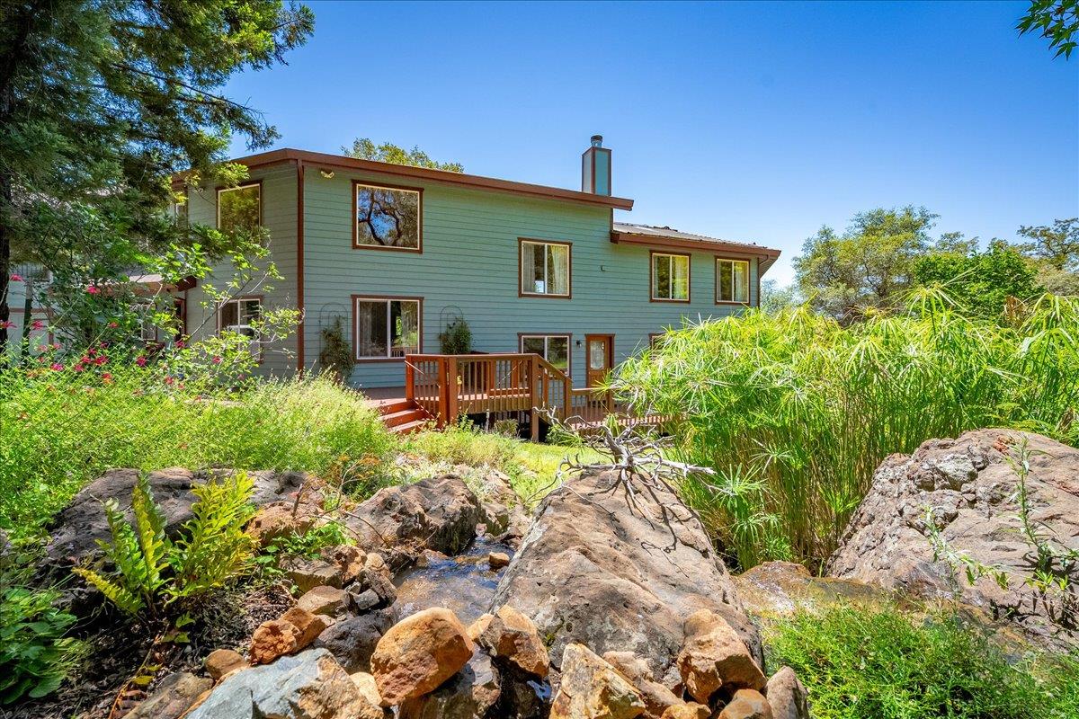 10947 East Lime Kiln Road Grass Valley, CA 95949 - Photo 58 of 94 Fountain water feature