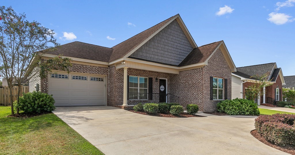 105 Gradic Lane Dothan, AL 36301 - Photo 2 of 36