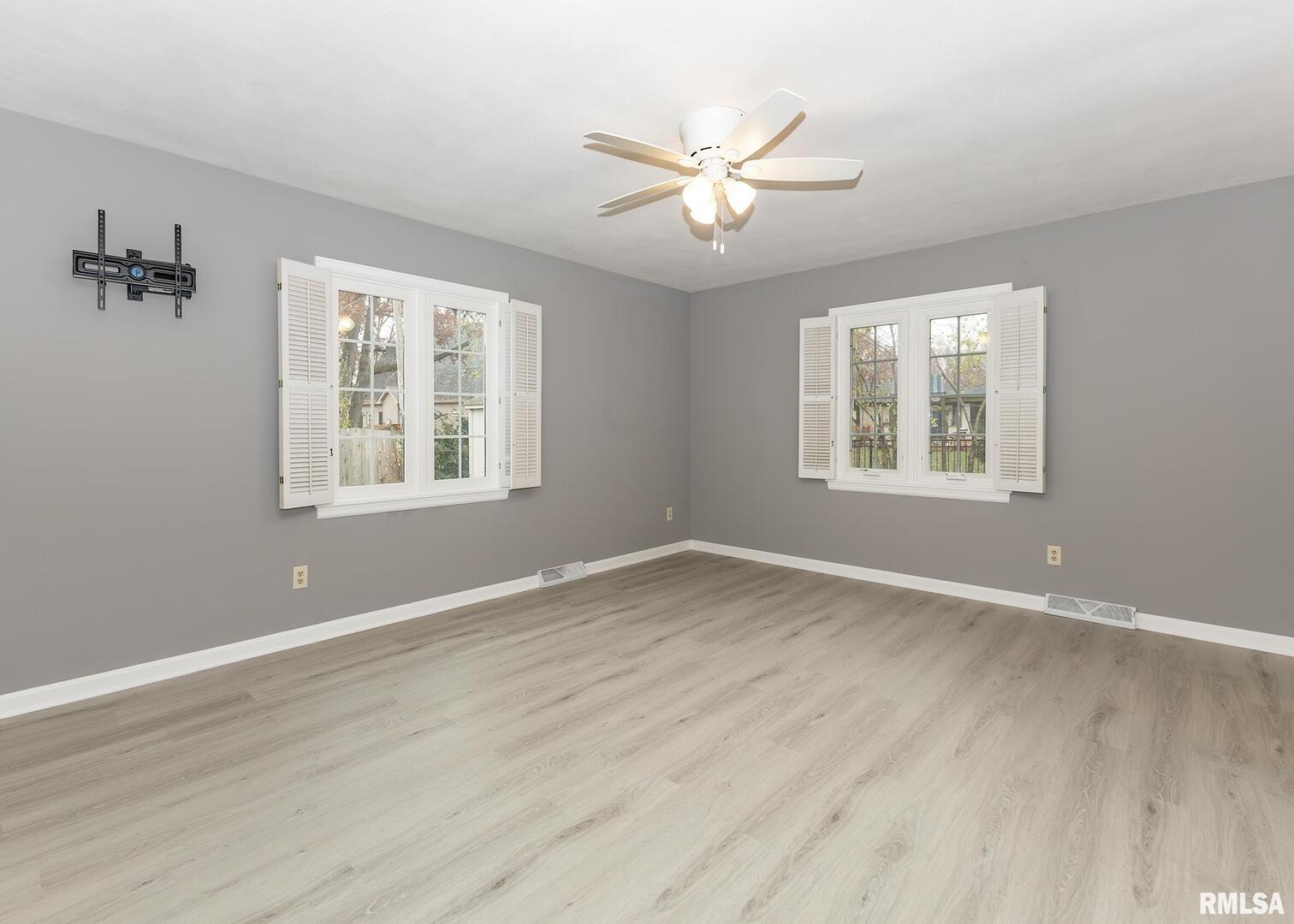 3907 44th Street Rock Island, IL 61201 - Photo 12 of 23