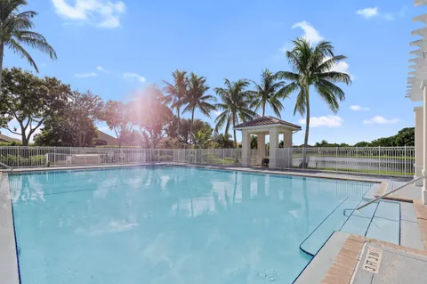 $390,000 | 8068 Briantea Drive, Boynton Beach, FL 33472