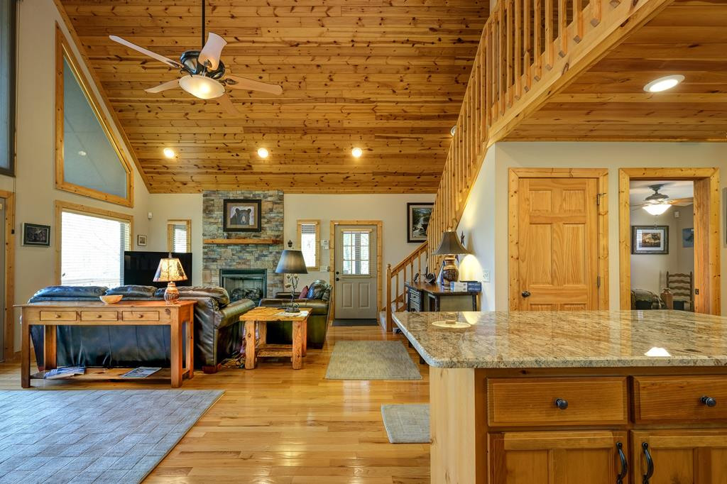 263 Solitude Lane Murphy, NC 28906 - Photo 9 of 61