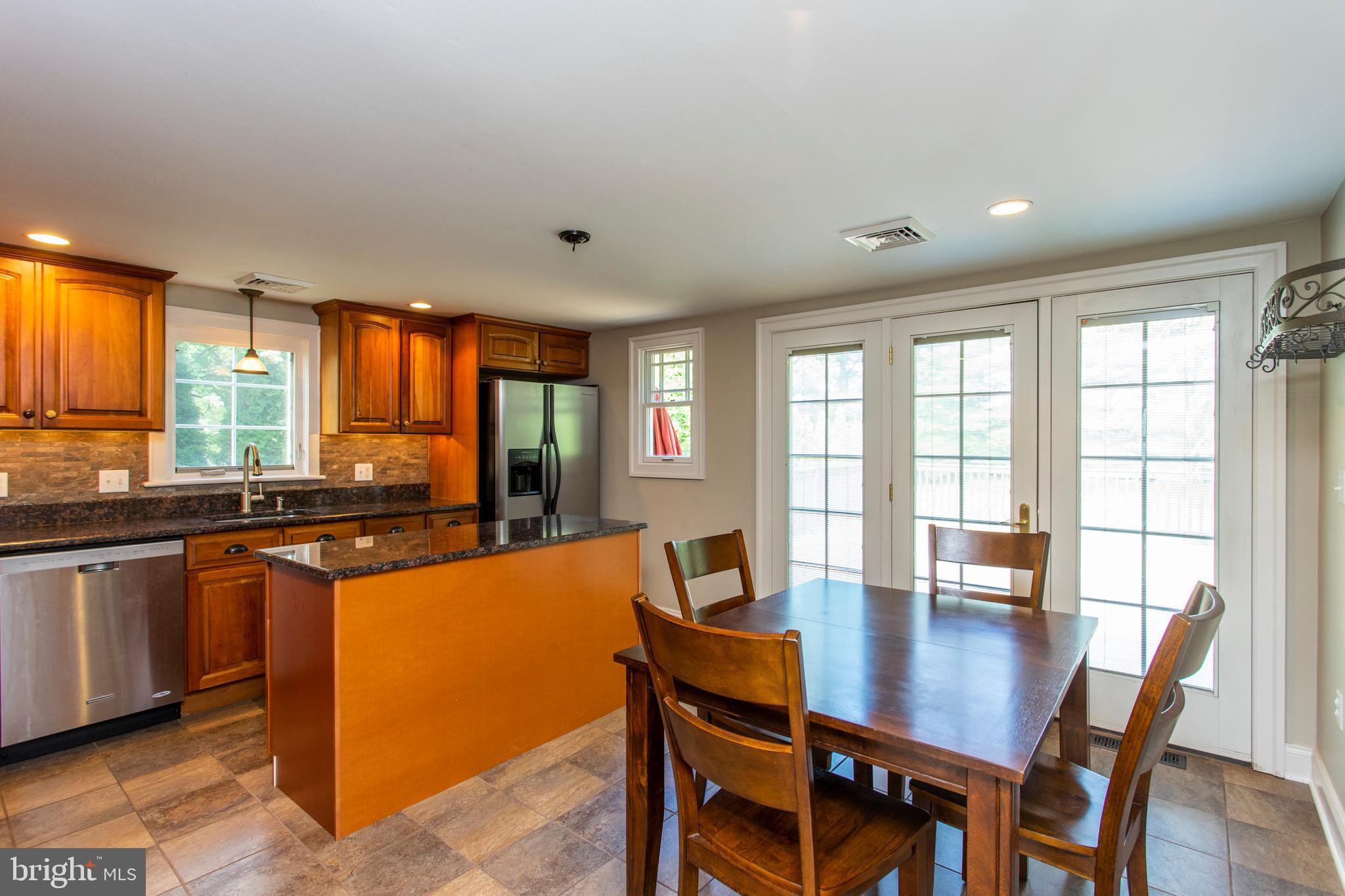 416 Privet Road Horsham, PA 19044 - Photo 14 of 41 Gallery Image 14