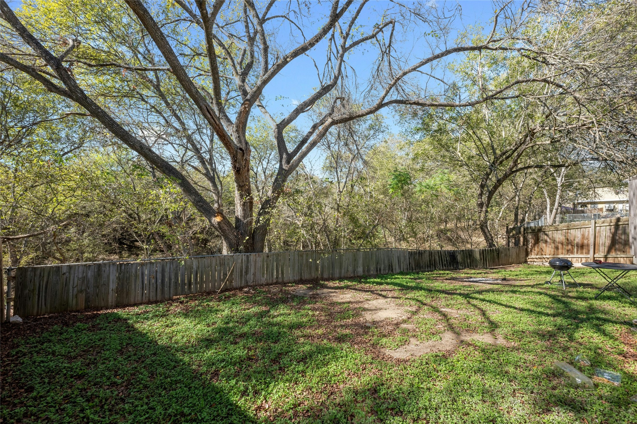 6101 Asa Drive Austin, TX 78744 - Photo 22 of 38 a backyard of a house