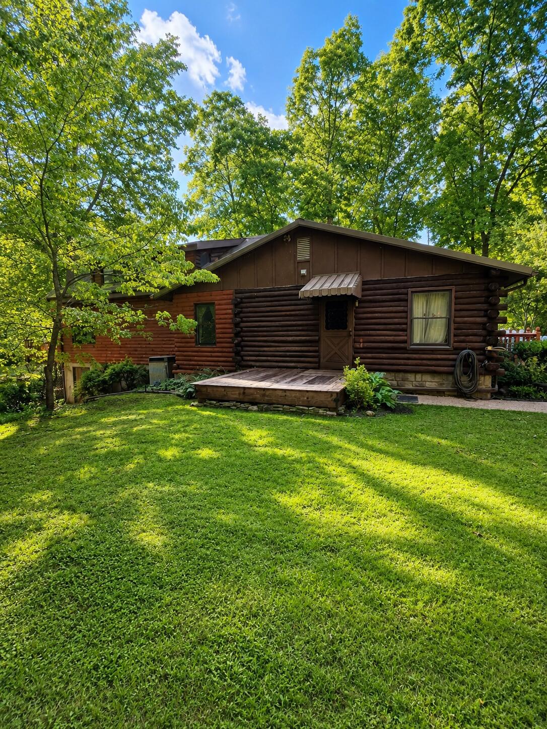 248 River Road South Covington, VA 24426 - Photo 10 of 54 5B44076E-09E7-4C60-B67A-596C5A865486