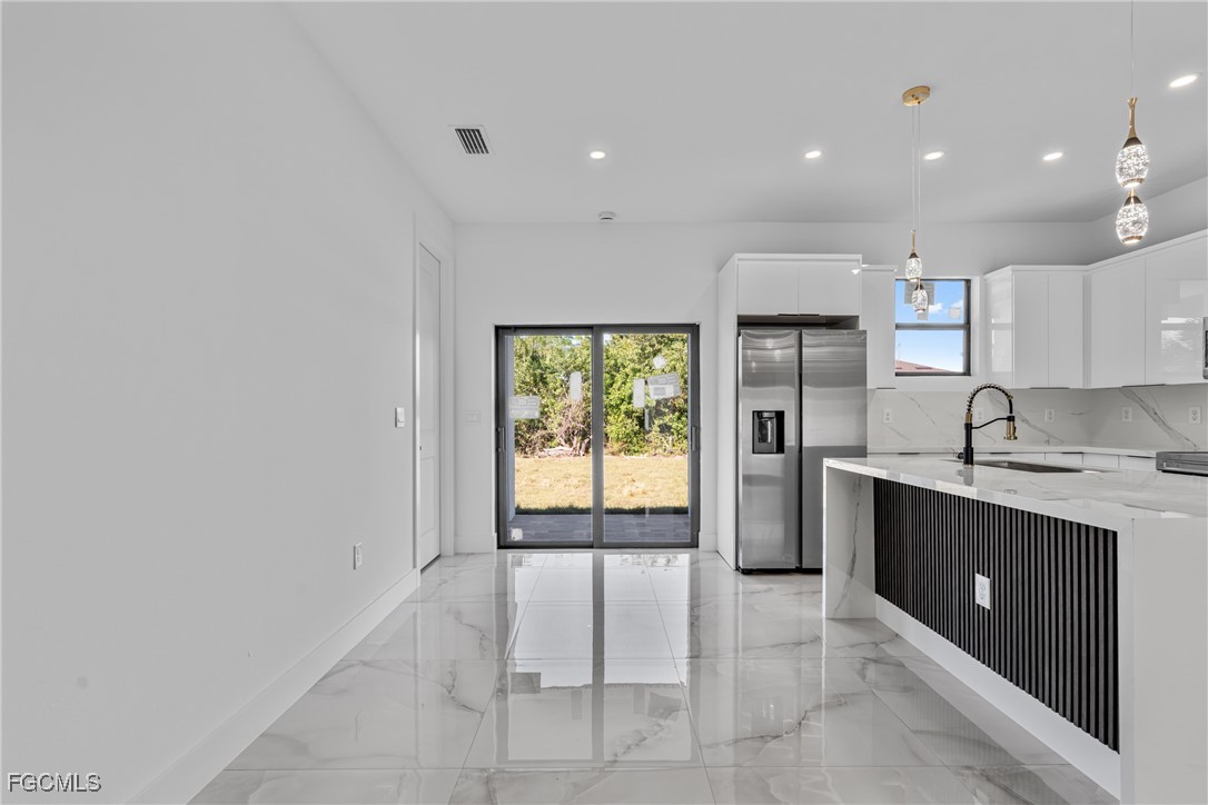 3408 20th Street Southwest Lehigh Acres, FL 33976 - Photo 10 of 28