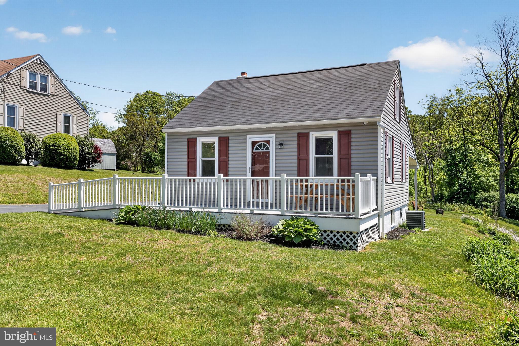 905 Englesville Hill Road Boyertown, PA 19512 - Photo 2 of 35