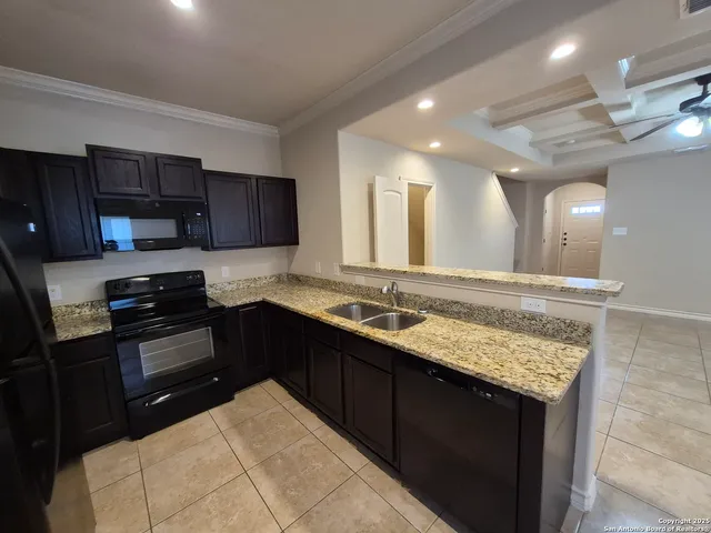 $1,295 | 6018 Jax Way, Unit 101, San Antonio, TX 78244