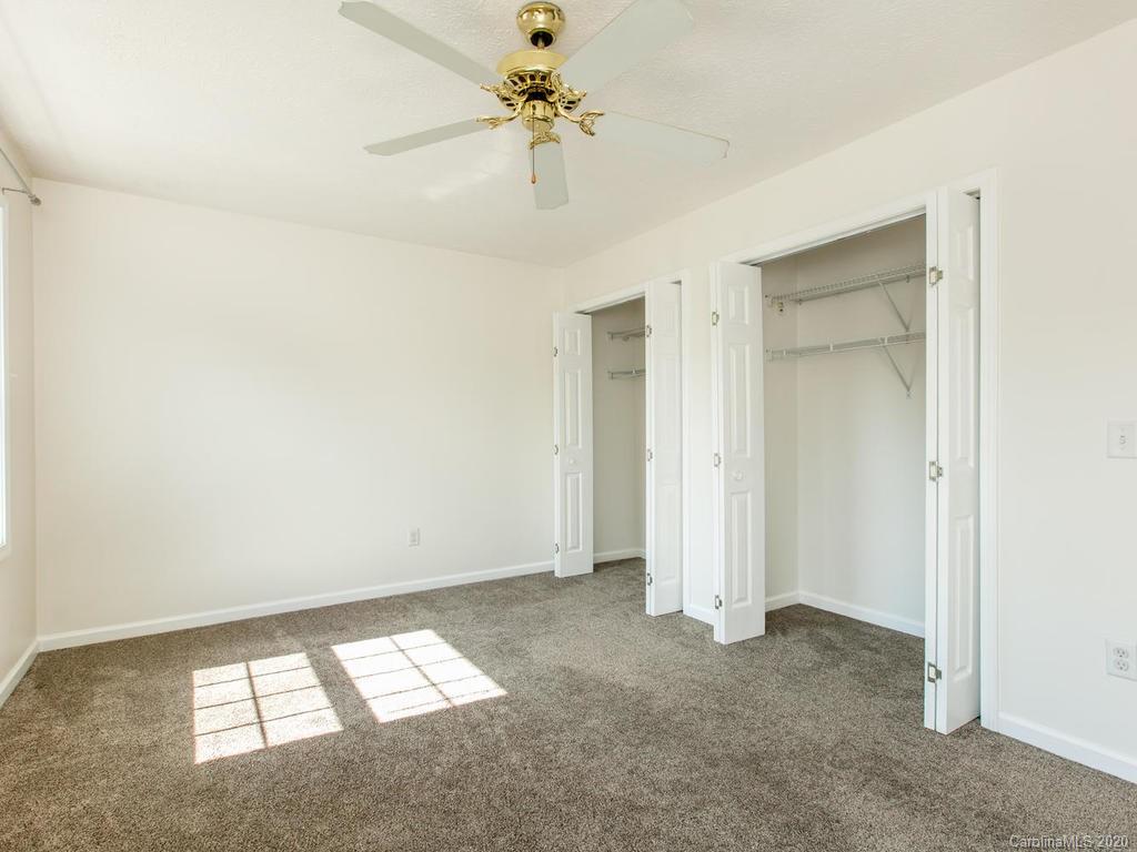 205 Pembrook Road Swannanoa, NC 28778 - Photo 19 of 34 Gallery Image 19