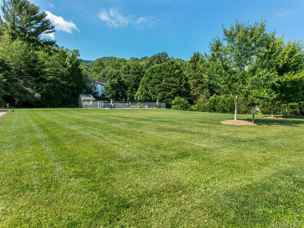 205 Pembrook Road Swannanoa, NC 28778 - Photo 33 of 34 Gallery Image 33