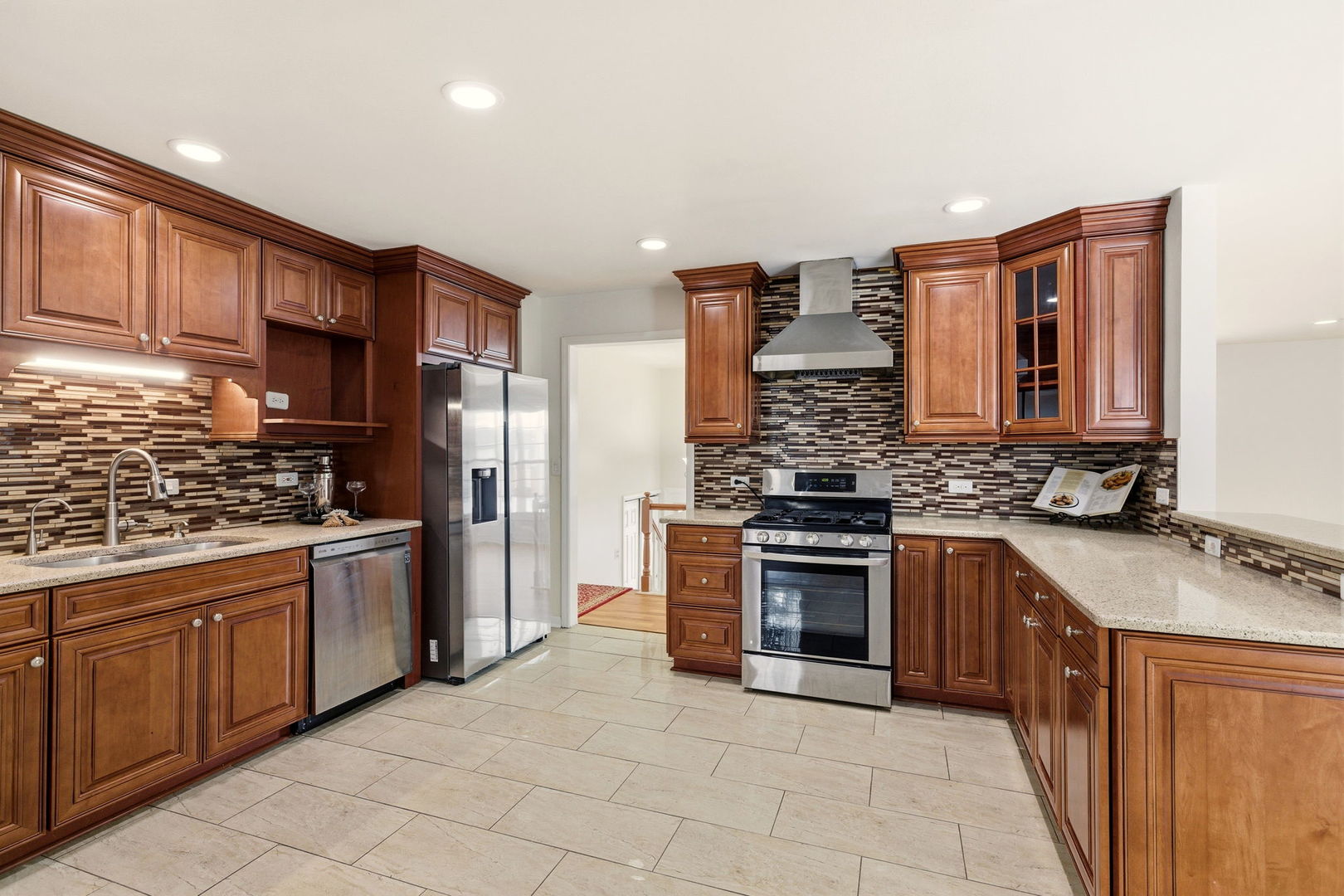 1432 Mitchell Trail Elk Grove Village, IL 60007 - Photo 5 of 34